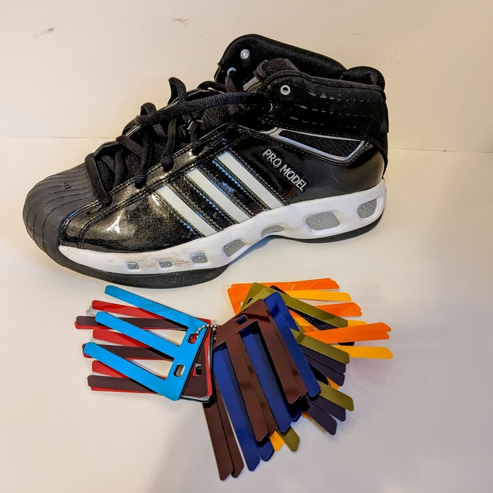 🏀⛹️‍♀️ Adidas Basketball Shoes w/ color changing sides